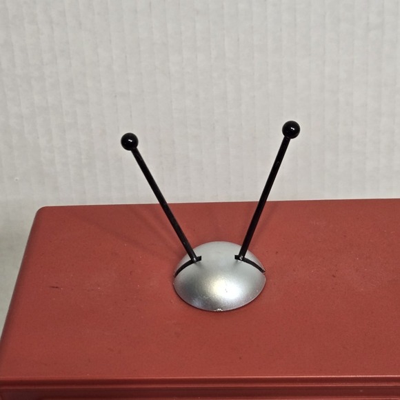 Vintage Animated Musical Christmas Village Scene TV Retro Red Decor Working - Picture 4 of 9